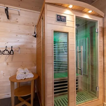 Solitude Mountain Quiet & Private Parking Apartment Flumet