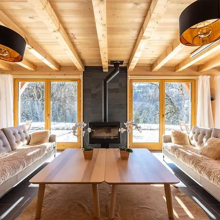 Solitude Mountain Quiet & Private Parking Apartment